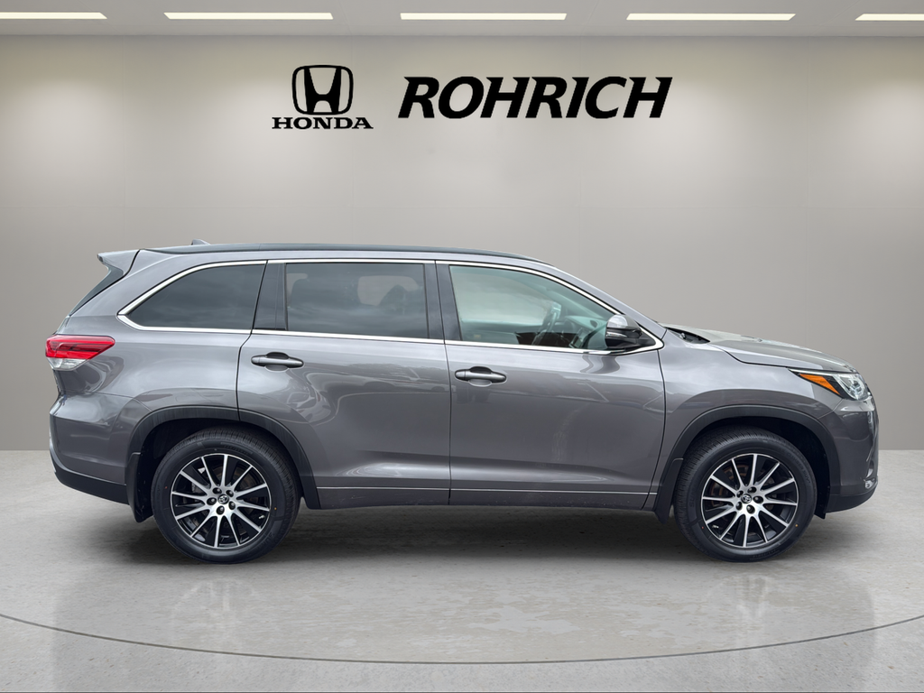 2017 Toyota Highlander