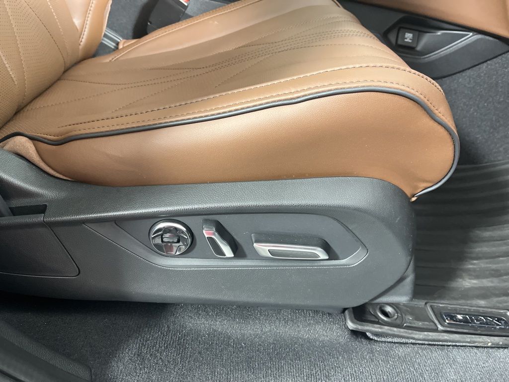 Thumbnail: 2026 Acura MDX - 7