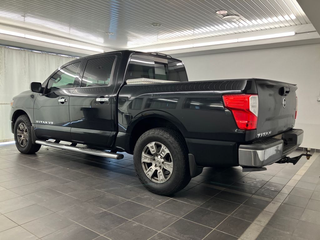 2018 Nissan Titan SV 3