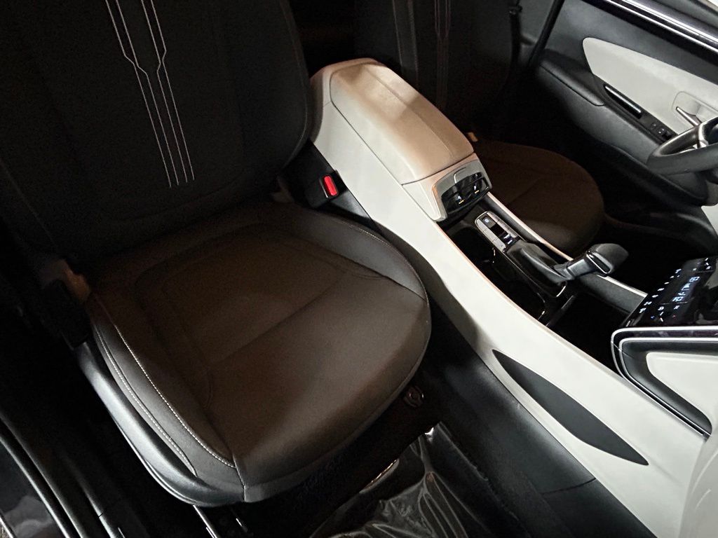 Used 2024 Dark Gray Metallic Hyundai SEL image 35