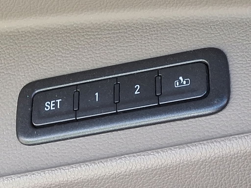 2015 GMC Yukon SLT 28