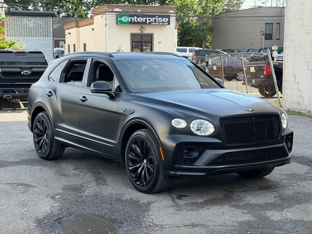 2023 Bentley Bentayga Azure's photo