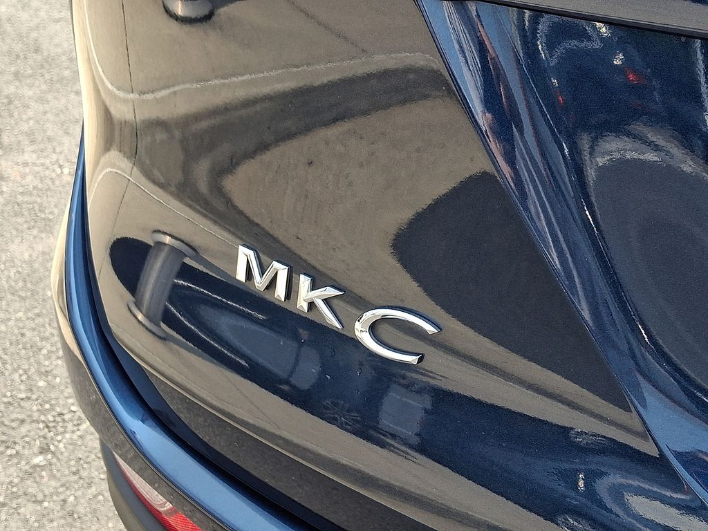 Thumbnail: 2015 Lincoln MKC - 26