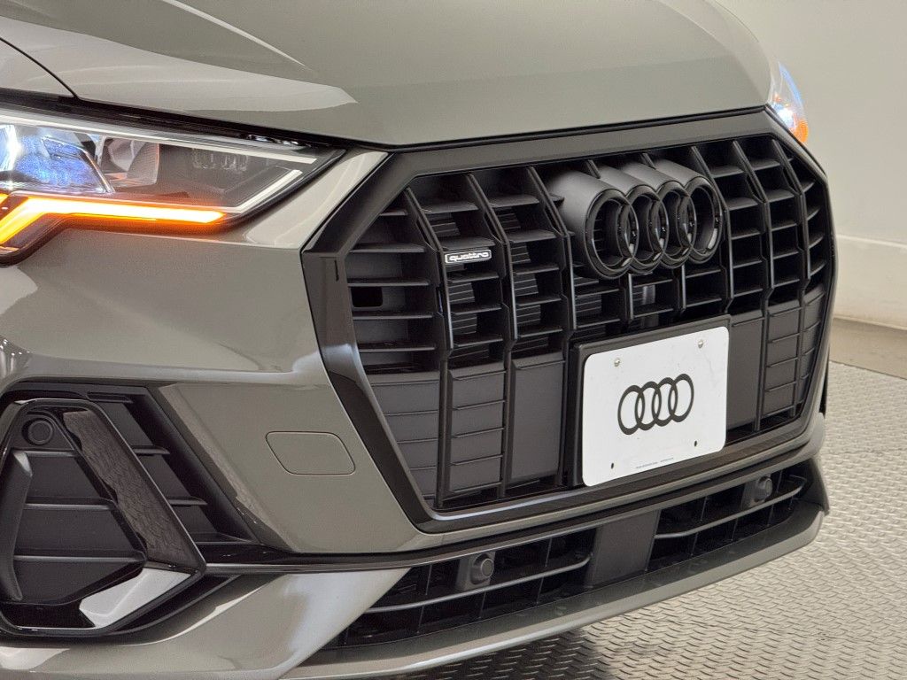 Thumbnail: 2025 Audi Q3 - 3
