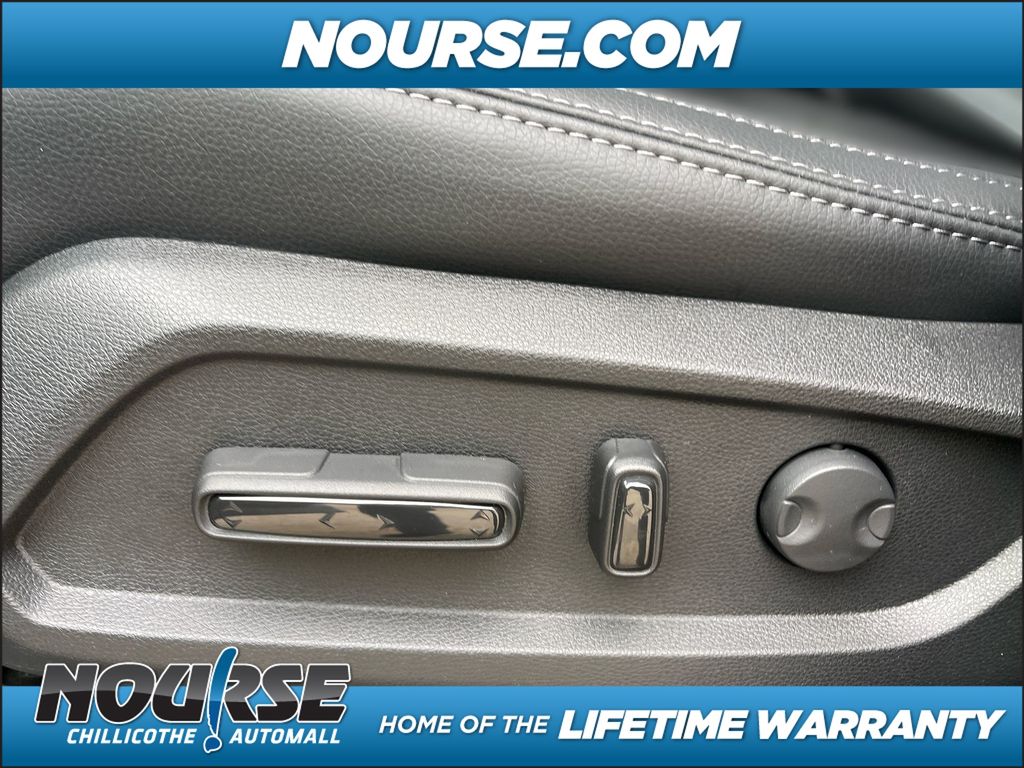 2025 Honda Pilot Touring photo