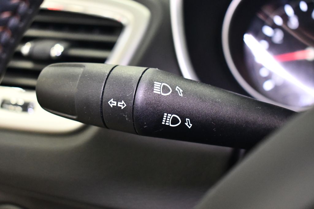 Thumbnail: 2018 Jeep Compass - 22