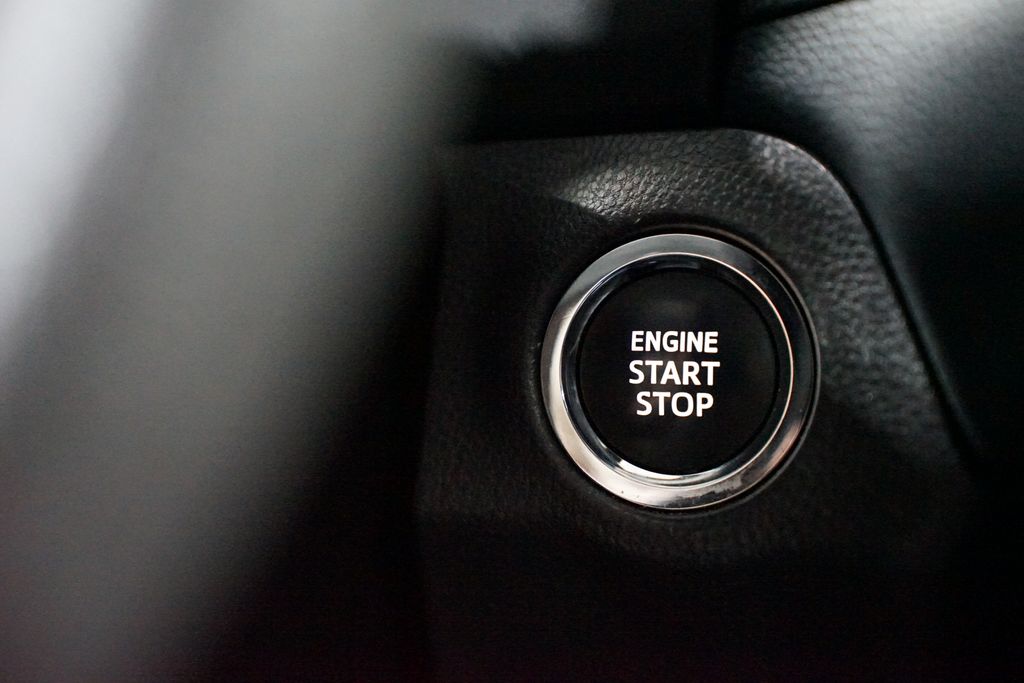 Thumbnail: 2025 Toyota RAV4 - 23