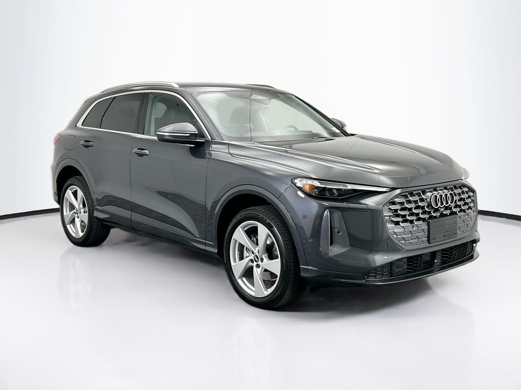 Thumbnail: 2025 Audi Q5 - 3