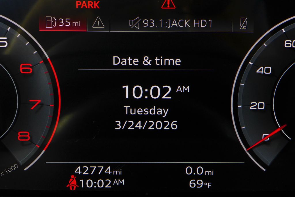 Thumbnail: 2023 Audi Q5 - 32