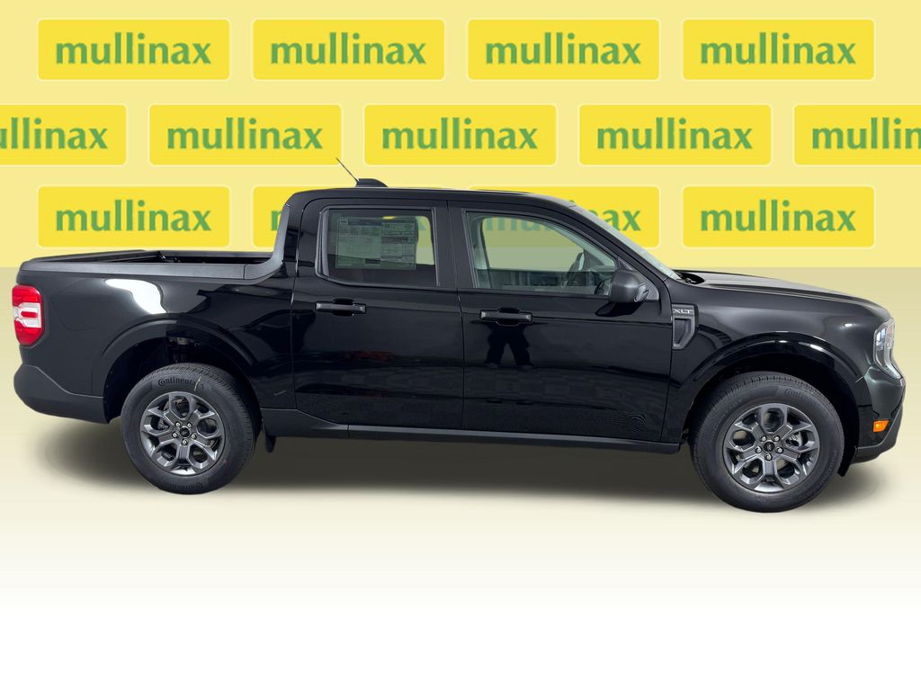 New 2026 Black Ford XLT image 16