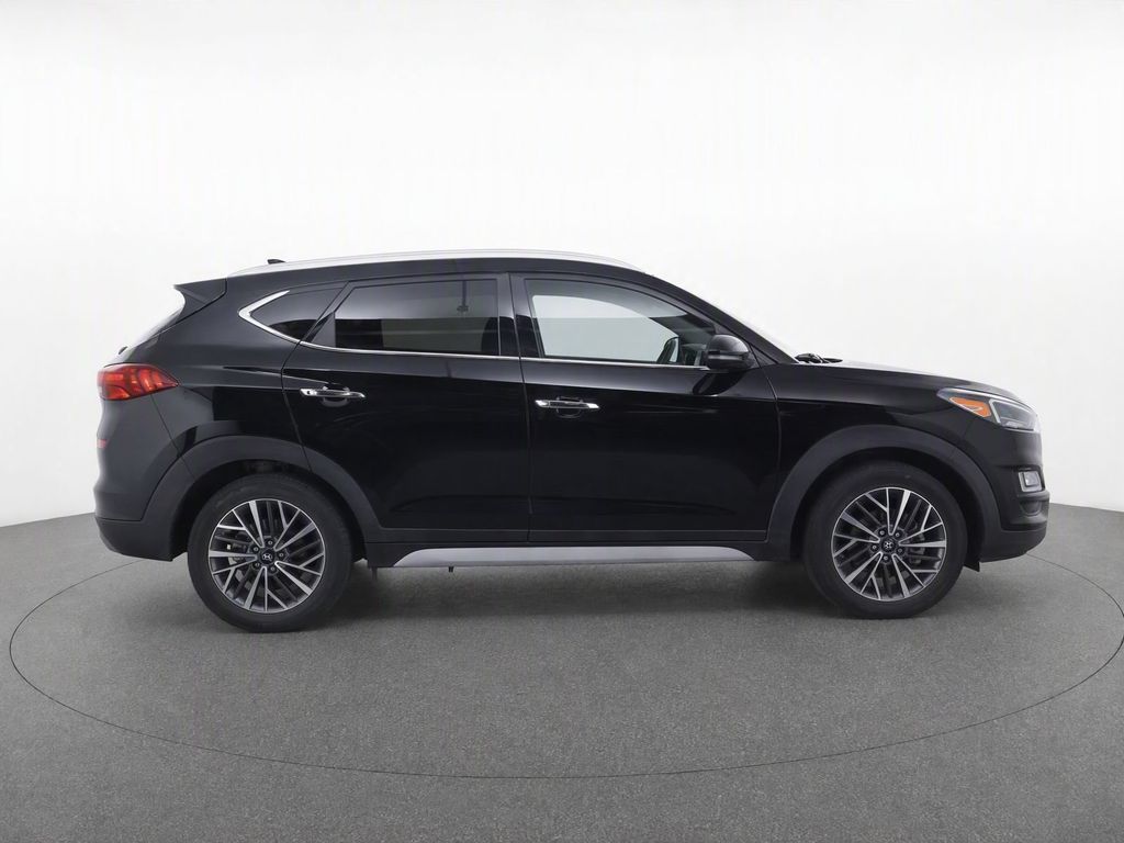 Used 2021 Black Noir Pearl Hyundai Limited image 8