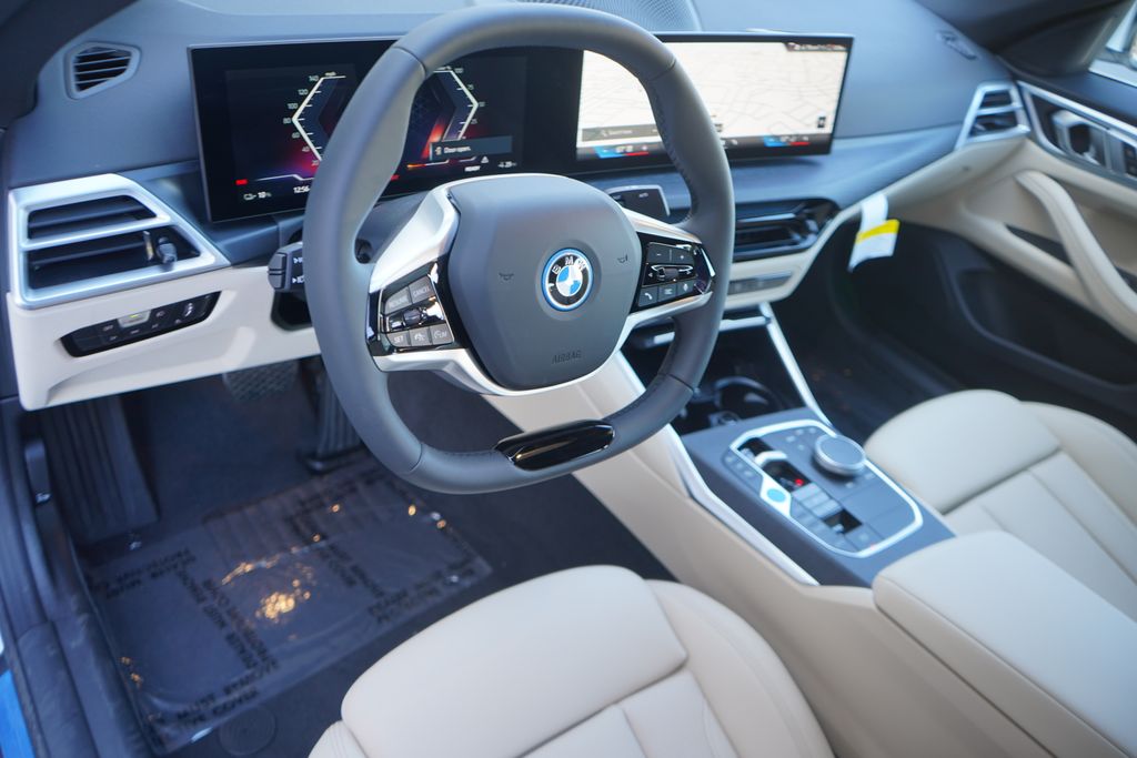 2025 BMW i4 eDrive40 12