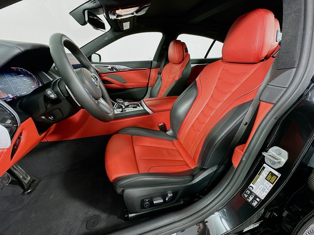 Thumbnail: 2025 BMW 8 Series - 21