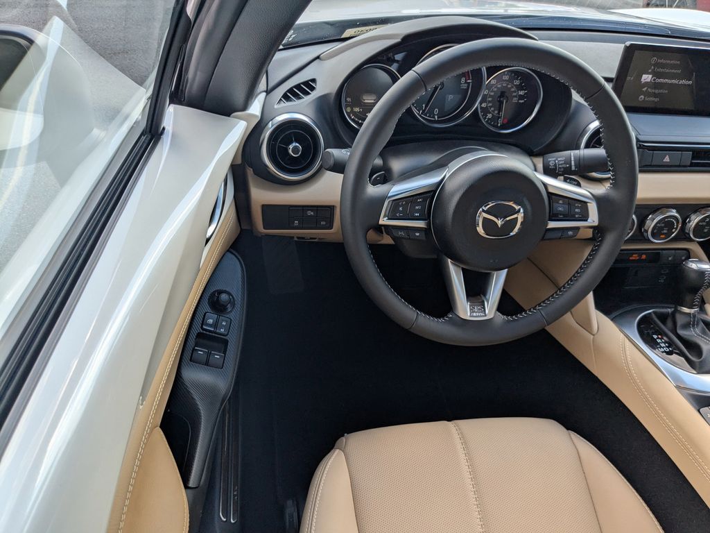 2025 Mazda MX-5 Miata RF Grand Touring