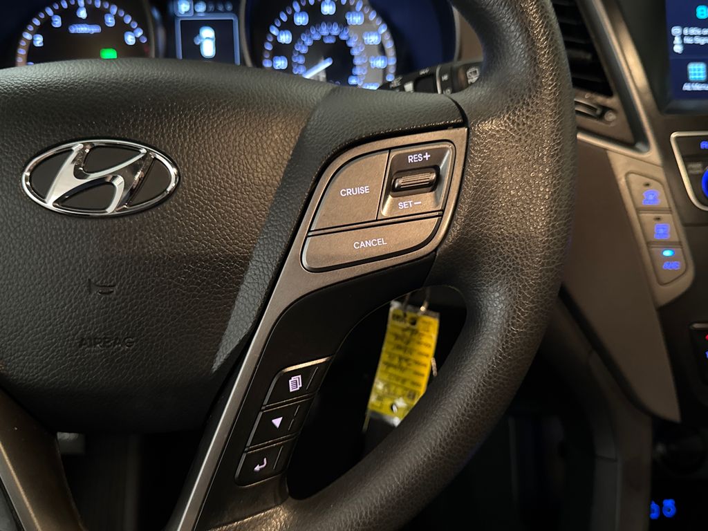 Used 2017 Blue Hyundai SE image 20