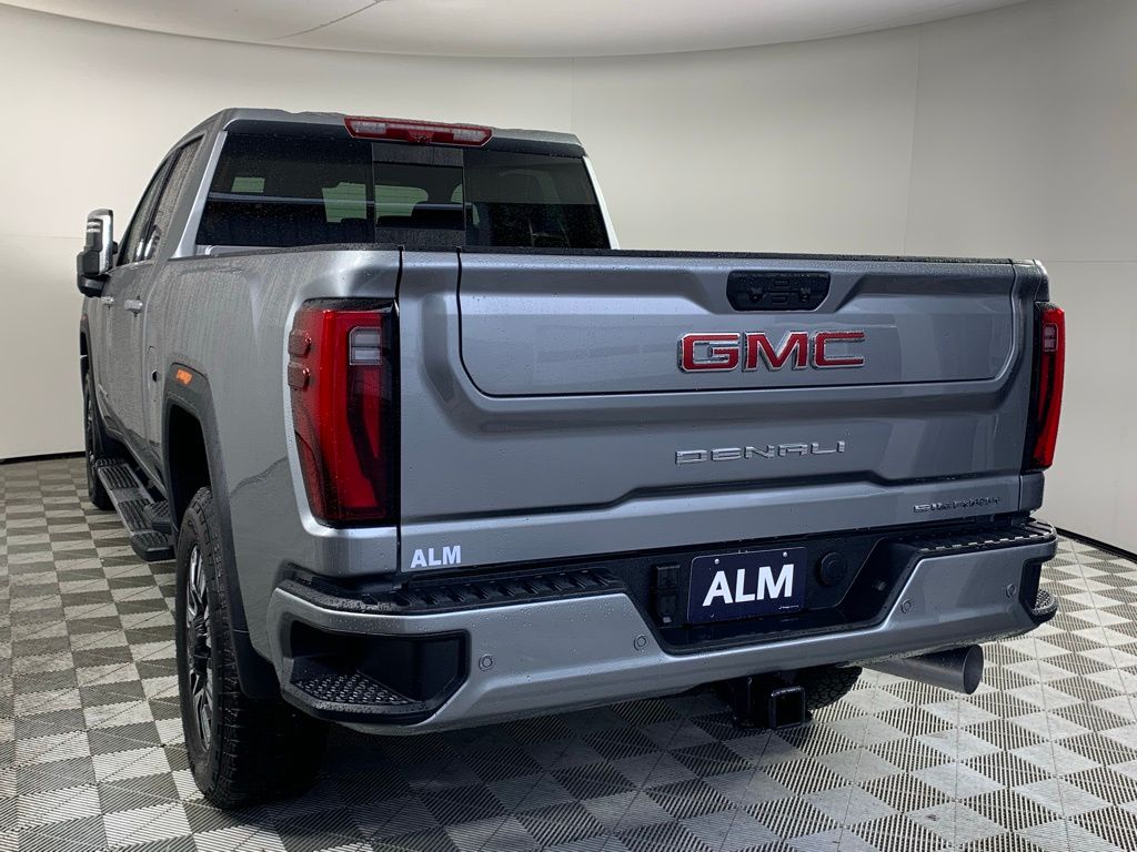 2025 Gmc Sierra HD Denali photo 4