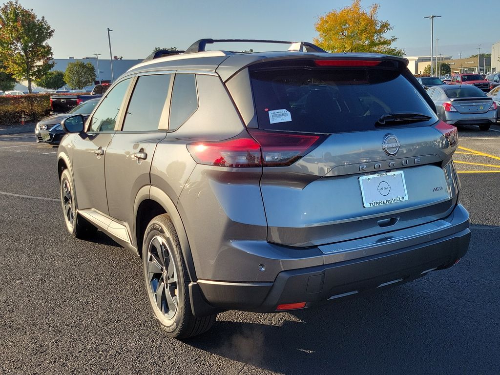 2025 Nissan Rogue SV 3