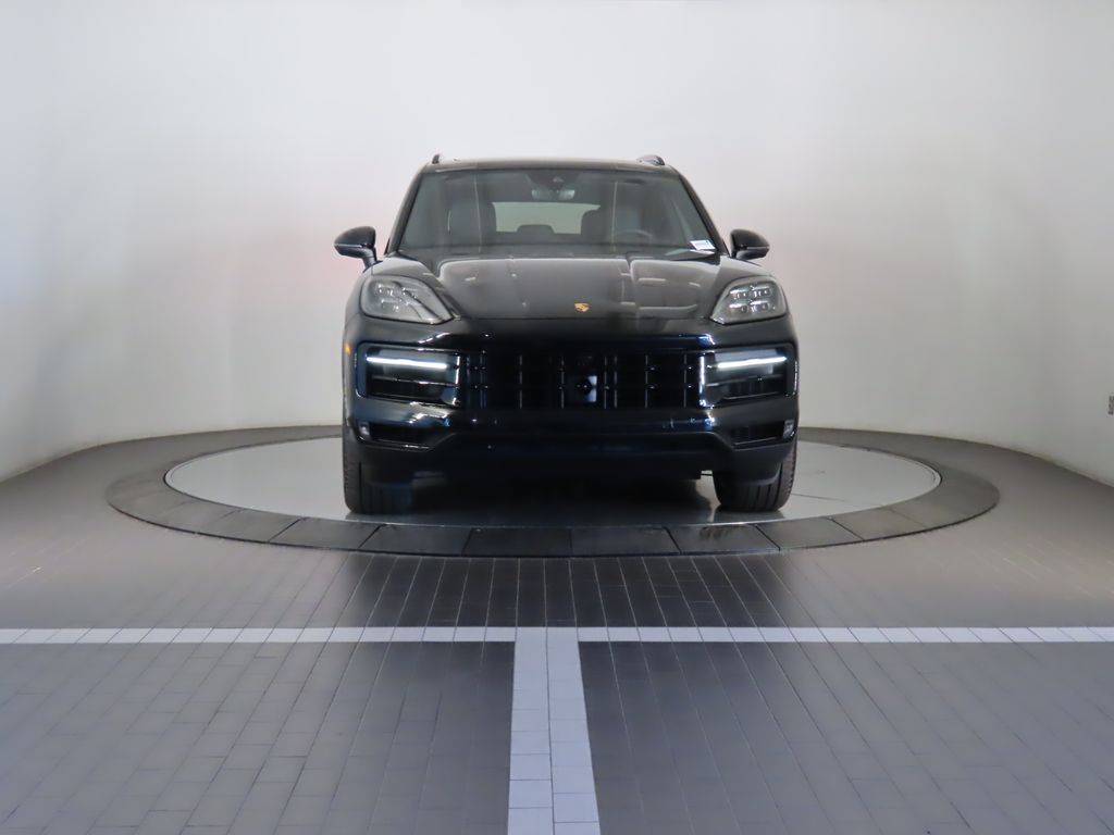 2024 Porsche Cayenne S 8