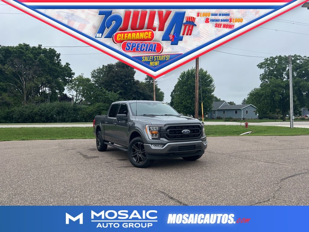 Used 2022 Ford F-150 XLT Trucks