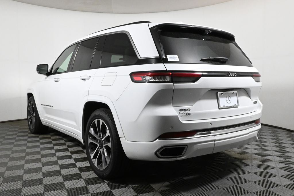 Thumbnail: 2022 Jeep Grand Cherokee - 8
