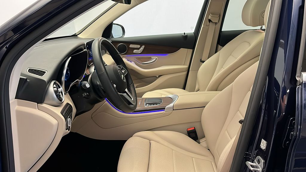 2022 Mercedes-Benz GLC 300 12
