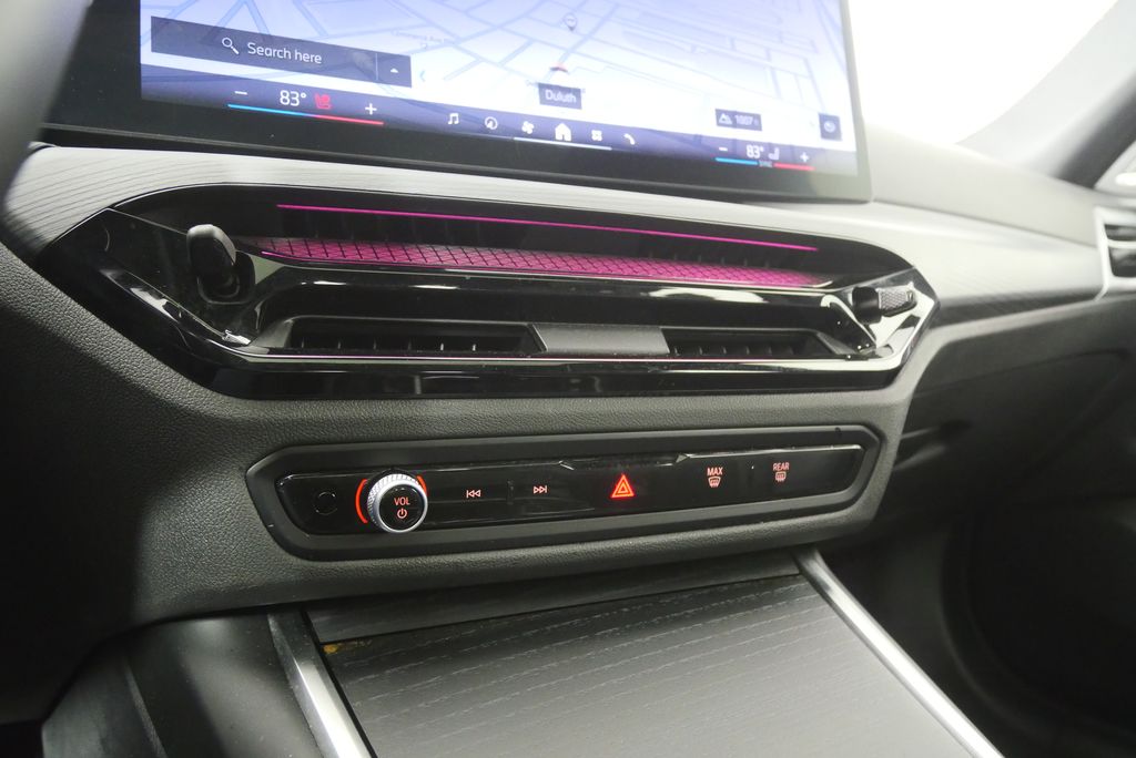 Thumbnail: 2025 BMW 4 Series - 28