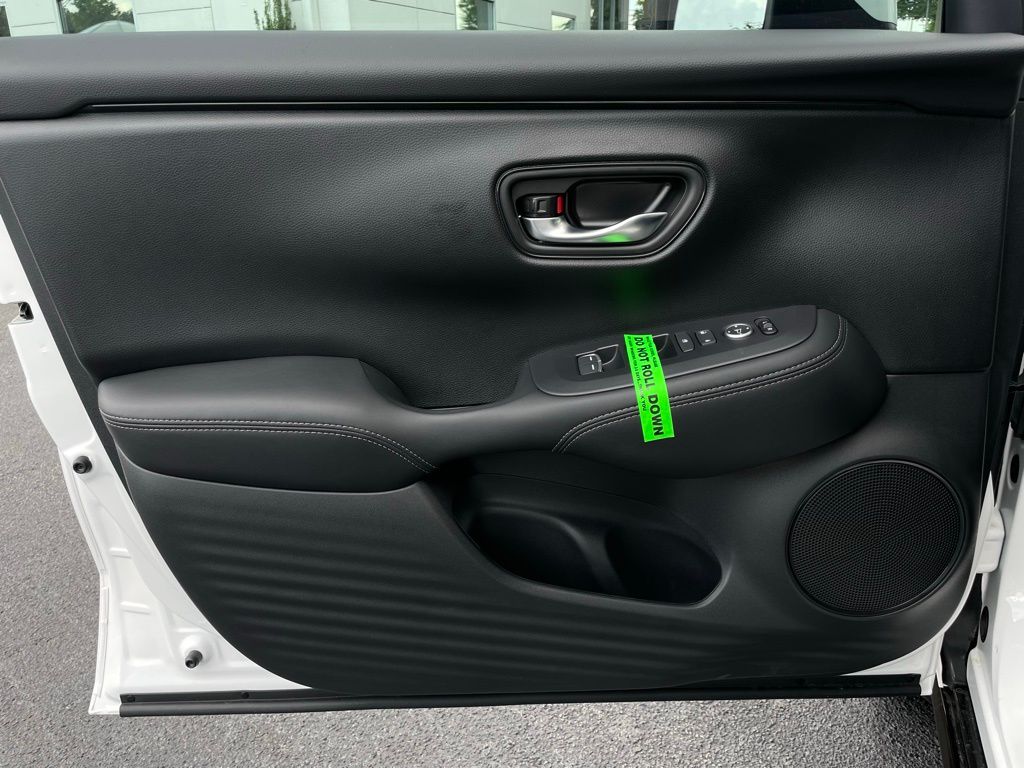 2025 Honda HR-V EX-L 24