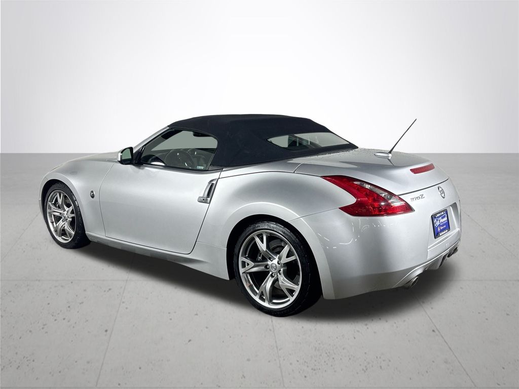 2011 Nissan 370Z Touring