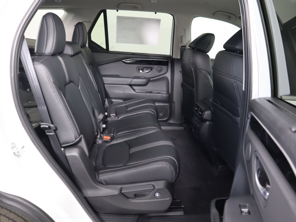 Thumbnail: 2025 Honda Pilot - 22