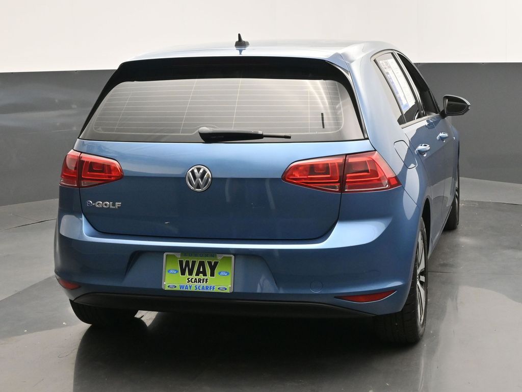 2016 Volkswagen e-Golf SE