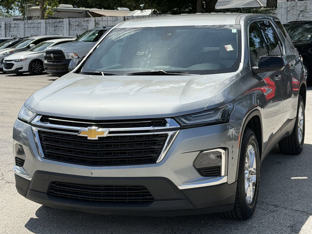 used 2023 Chevrolet Traverse car, priced at $19,991