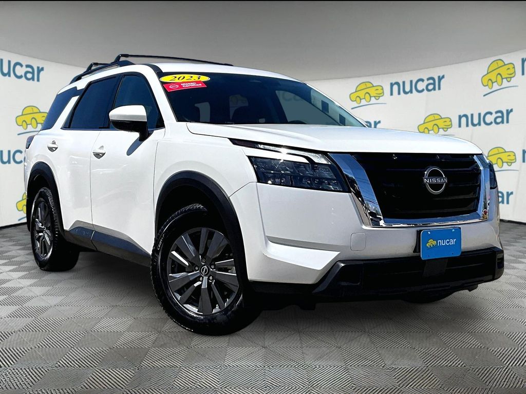 2023 Nissan Pathfinder — photo 1