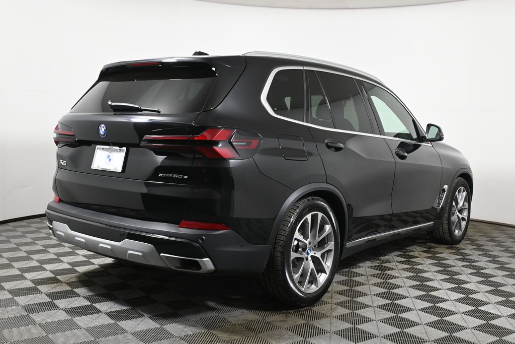 Thumbnail: 2025 BMW X5 - 7