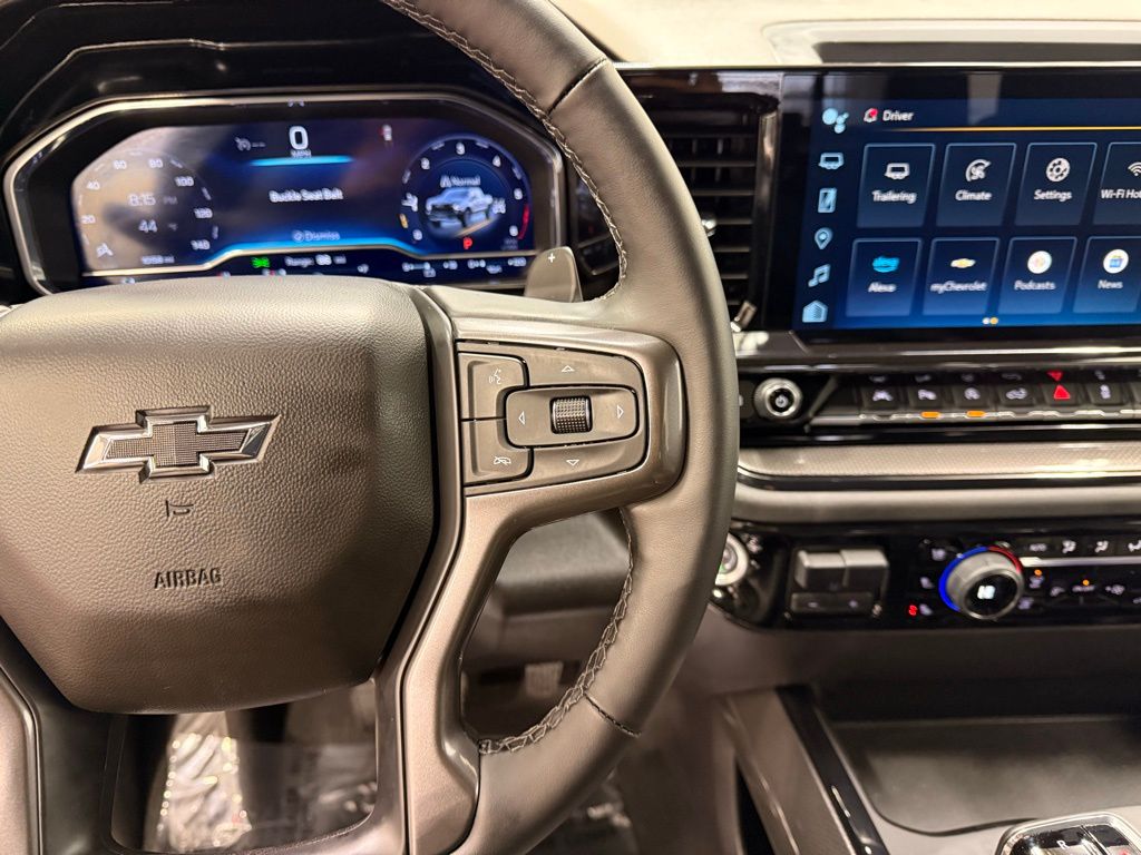 Thumbnail: 2025 Chevrolet Silverado 1500 - 14