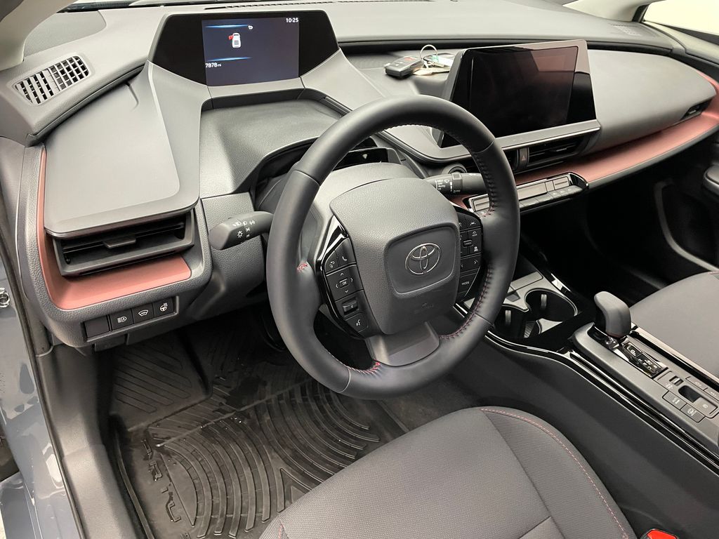 Thumbnail: 2024 Toyota Prius Prime - 11