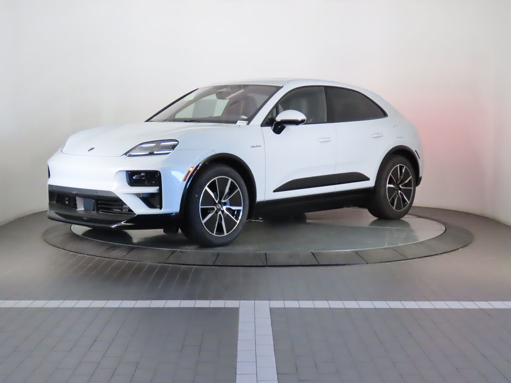 Thumbnail: 2025 Porsche Macan - 1