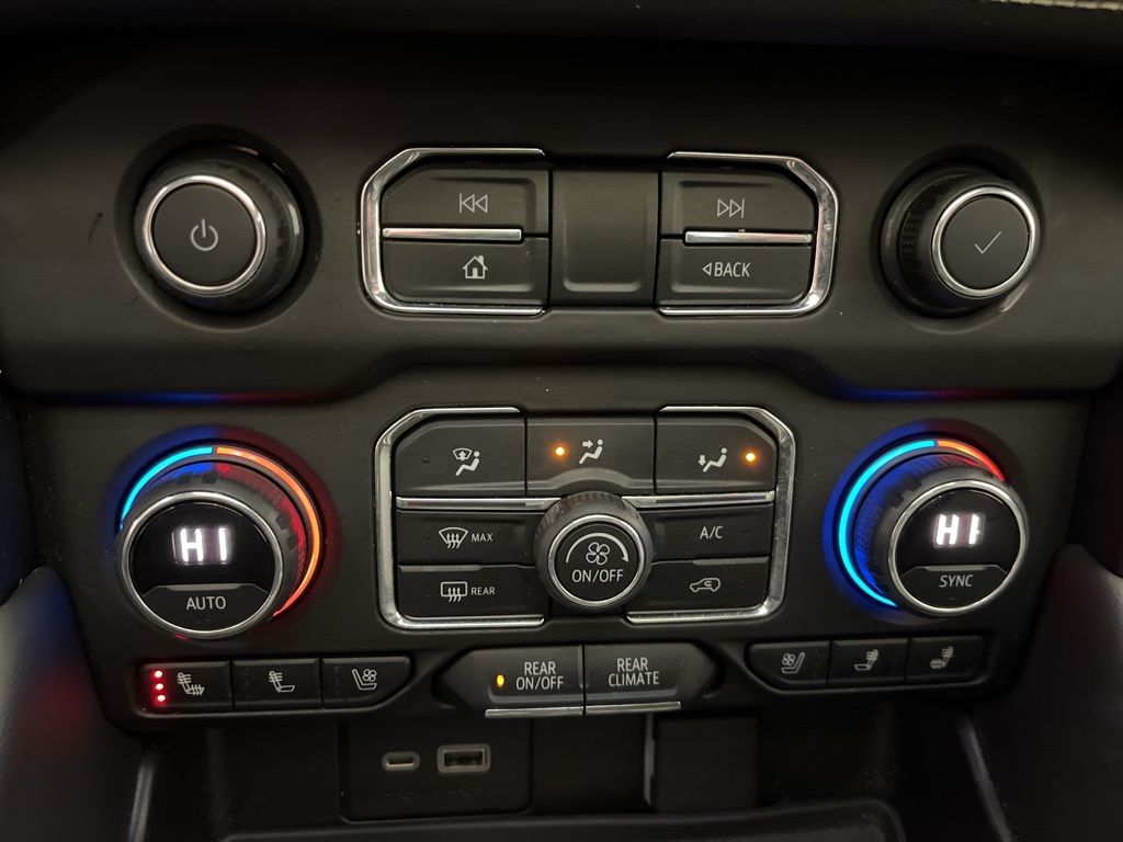 Thumbnail: 2021 Chevrolet Tahoe - 20