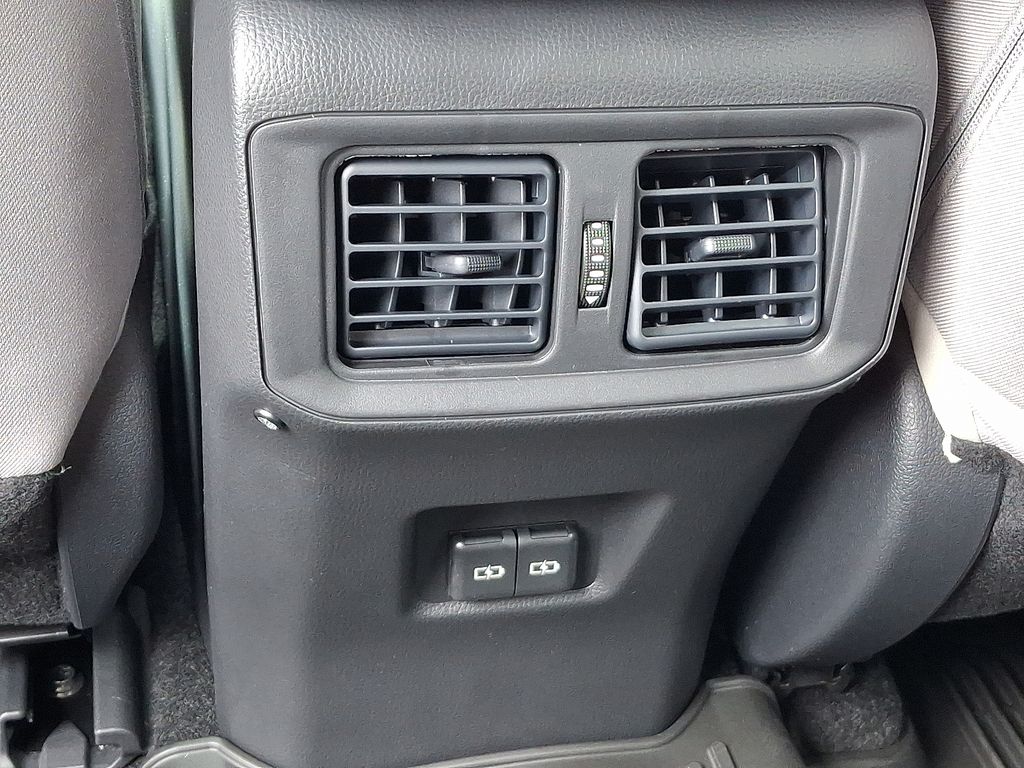 Thumbnail: 2025 Toyota RAV4 - 11