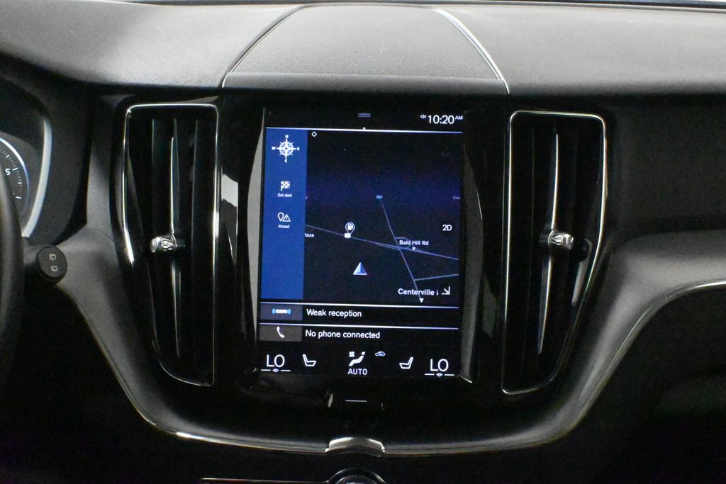 Thumbnail: 2018 Volvo XC60 - 23