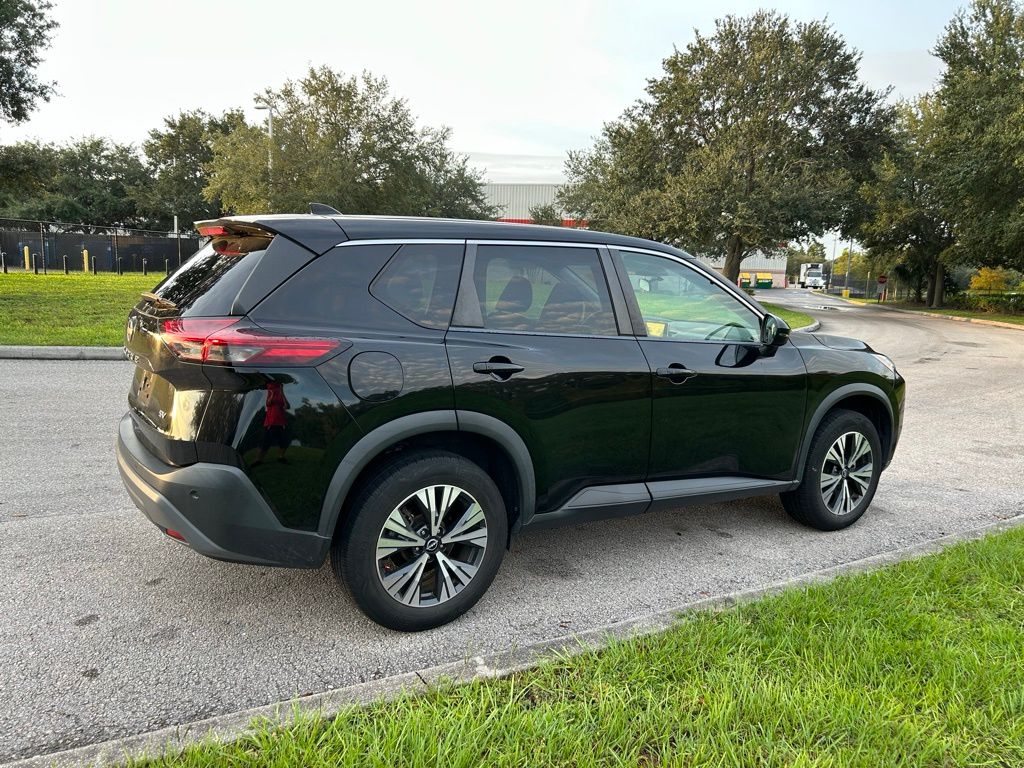 Thumbnail: 2022 Nissan Rogue - 5