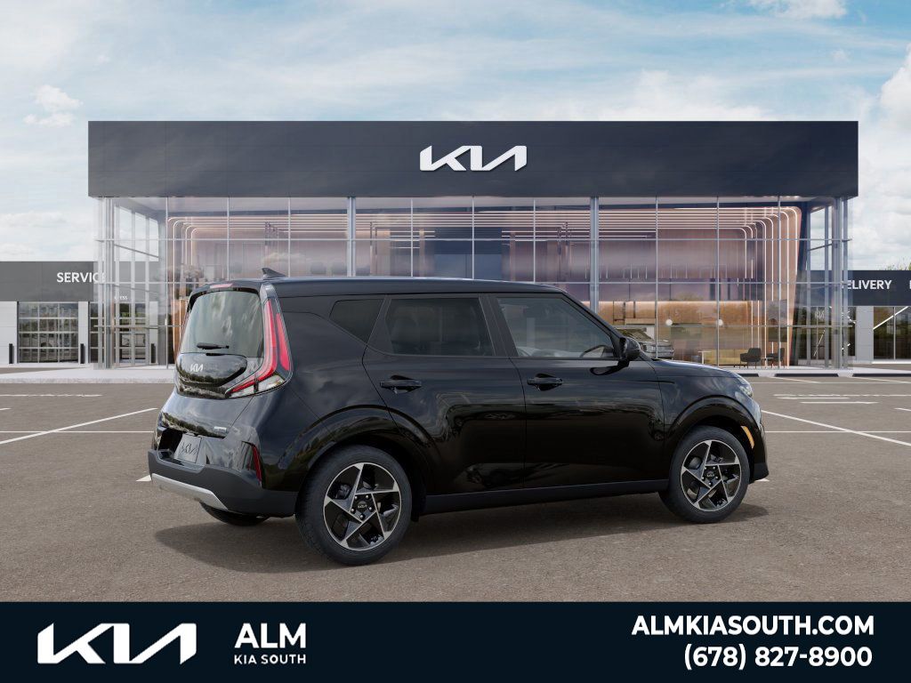 2025 Kia Soul EX photo 2