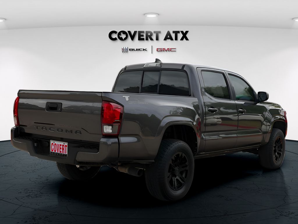 View vehicle photo 7