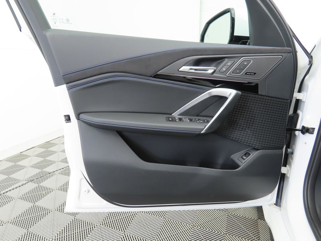 Thumbnail: 2026 BMW X1 - 23