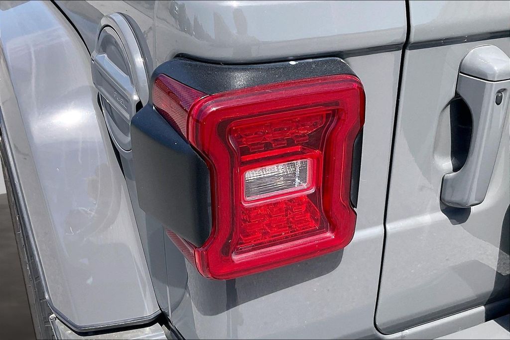 Used 2022 Jeep Wrangler SUV