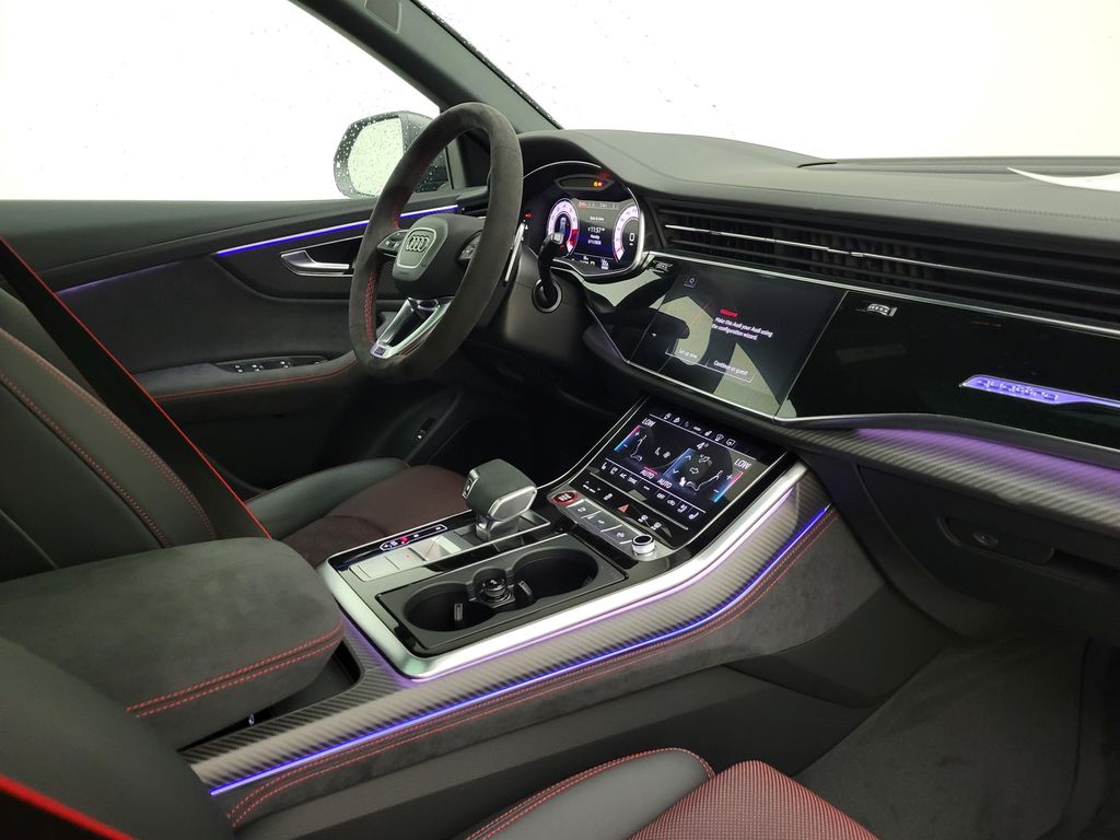 Thumbnail: 2026 Audi RS Q8 - 17