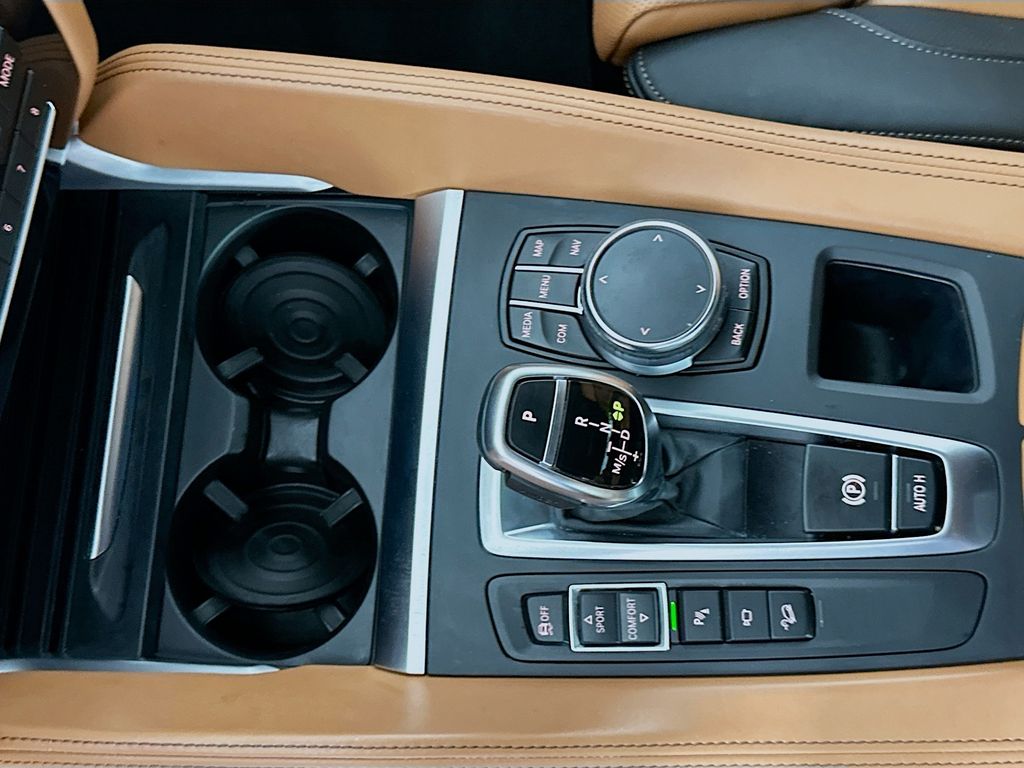 Thumbnail: 2019 BMW X6 - 17