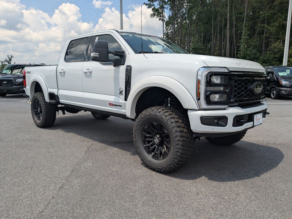 2025 Ford F-250 Black Widow