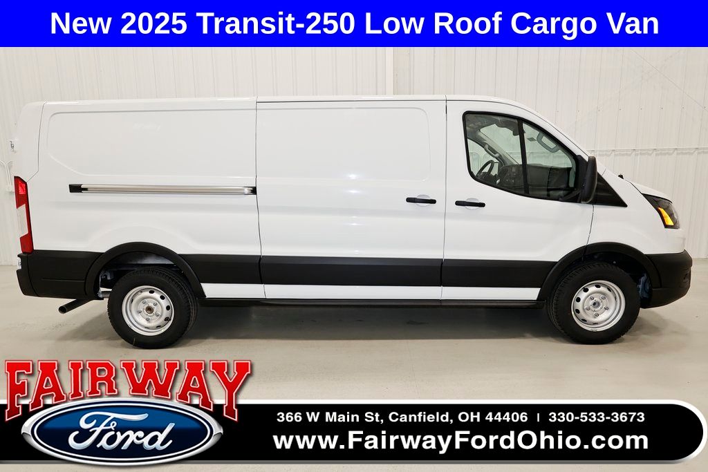 Oxford White 2025 Ford Transit Cargo 250 Low Roof RWD Van Rear-Wheel Drive