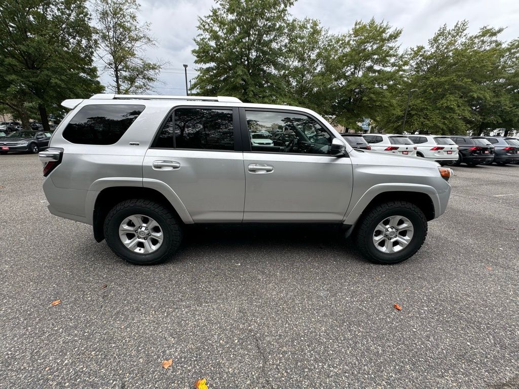 2016 Toyota 4Runner  9