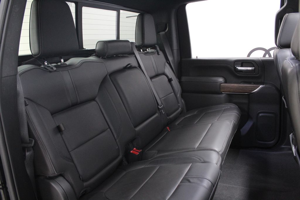 Thumbnail: 2020 Chevrolet Silverado 2500 - 26